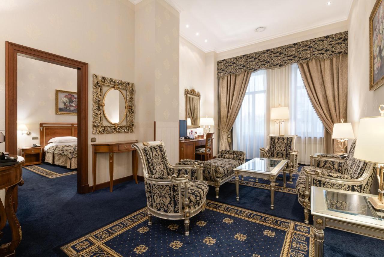 Premier Palace Hotel Киев Екстериор снимка