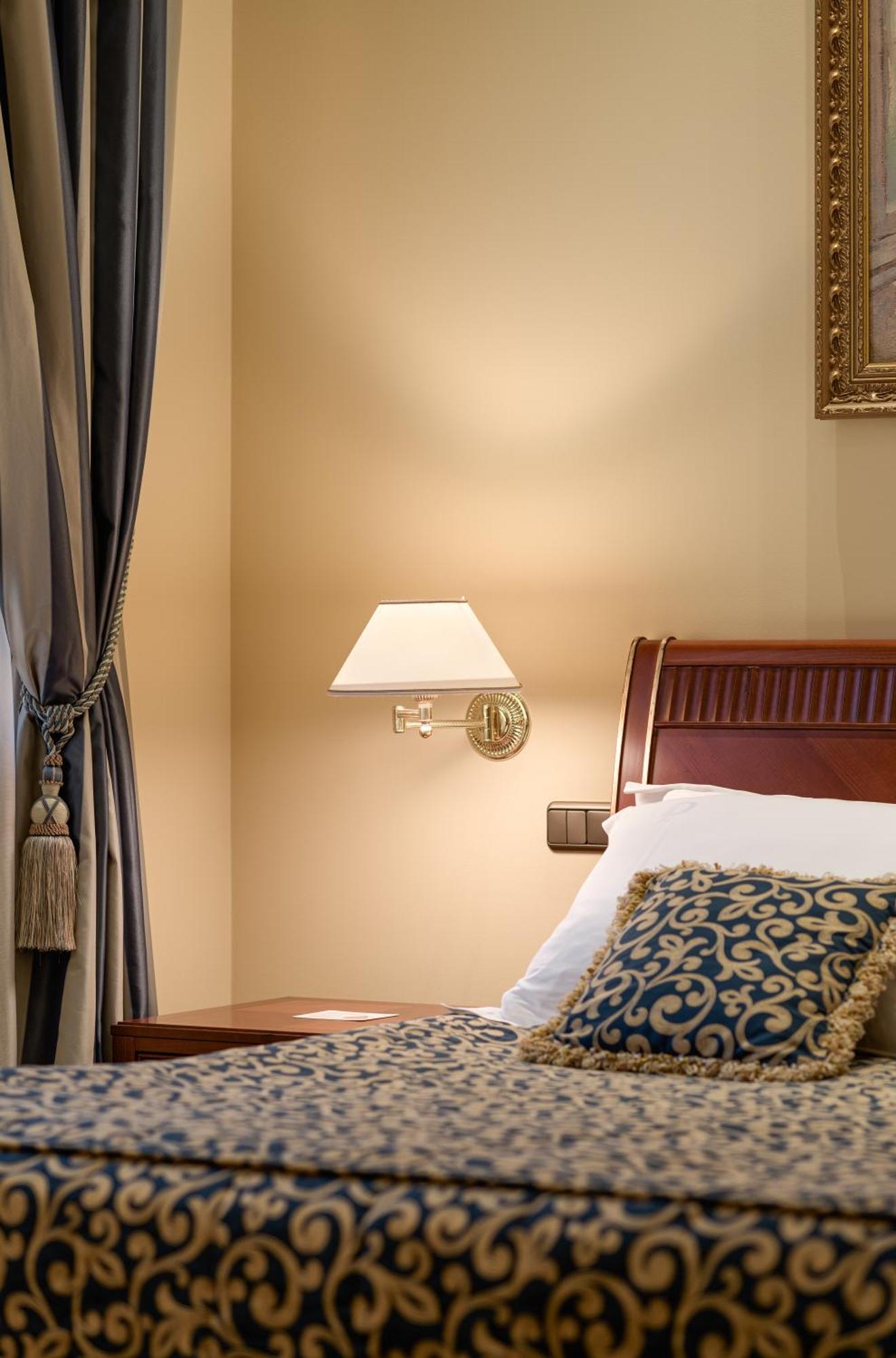 Premier Palace Hotel Киев Стая снимка