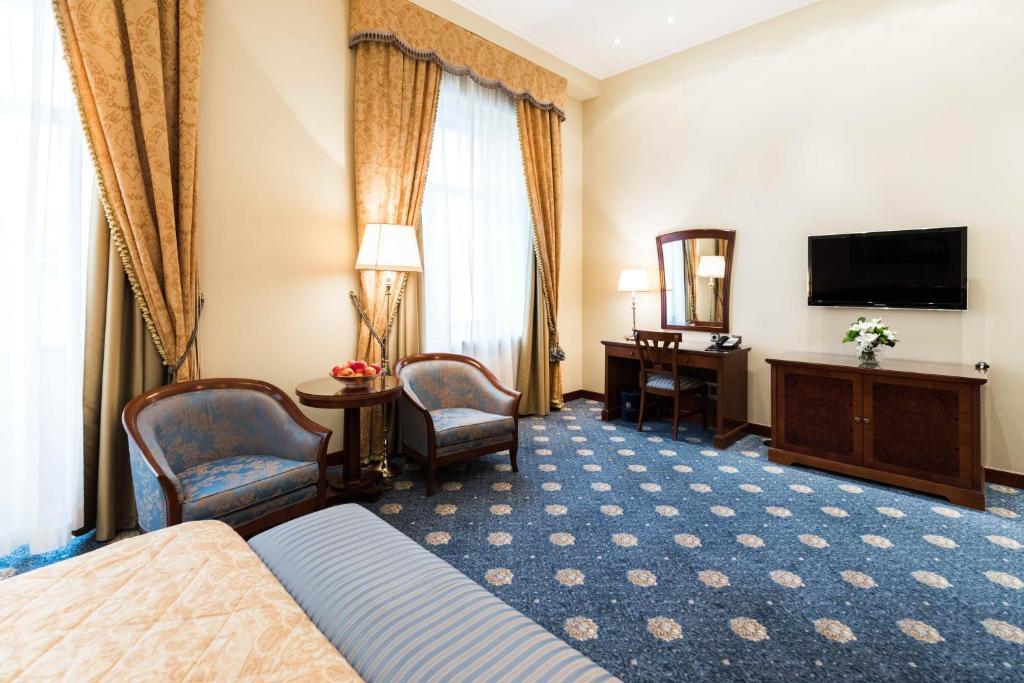 Premier Palace Hotel Киев Екстериор снимка