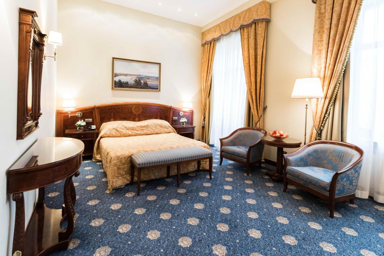 Premier Palace Hotel Киев Екстериор снимка